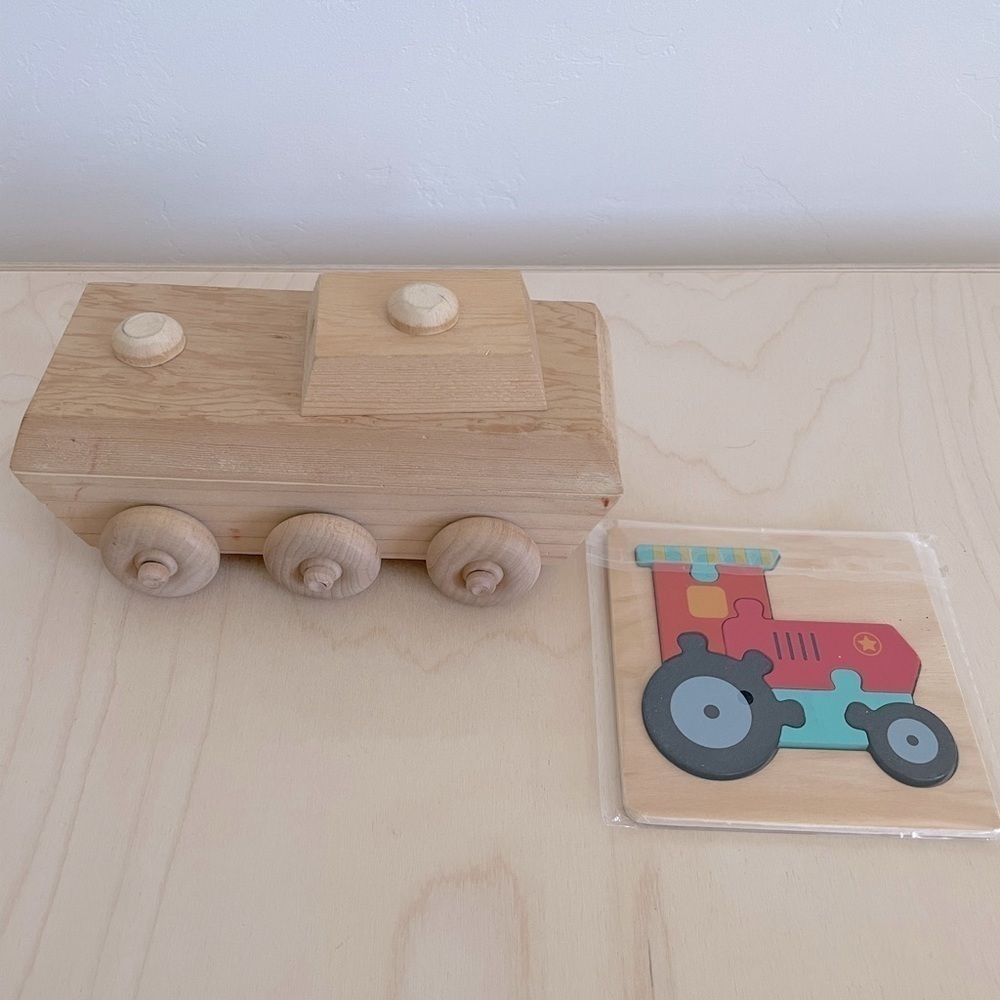 Handmade Wooden vehicle Toy Child Montessori and new tractor puzzle